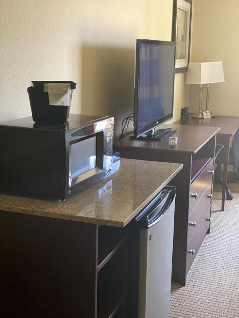 Americinn By Wyndham Oshkosh Buitenkant foto