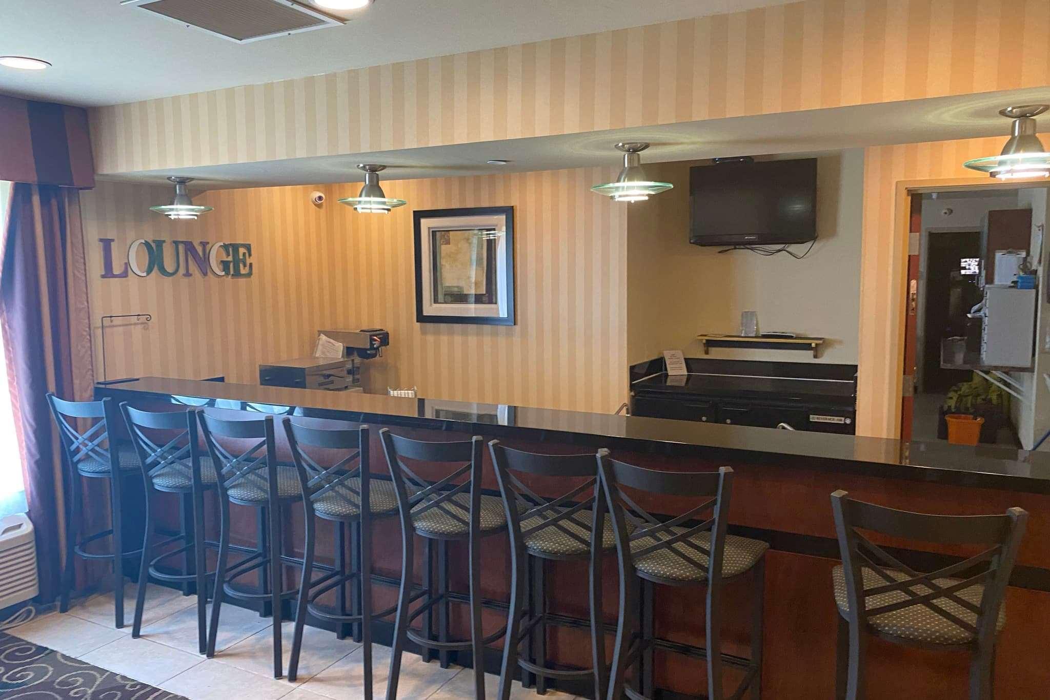 Americinn By Wyndham Oshkosh Buitenkant foto
