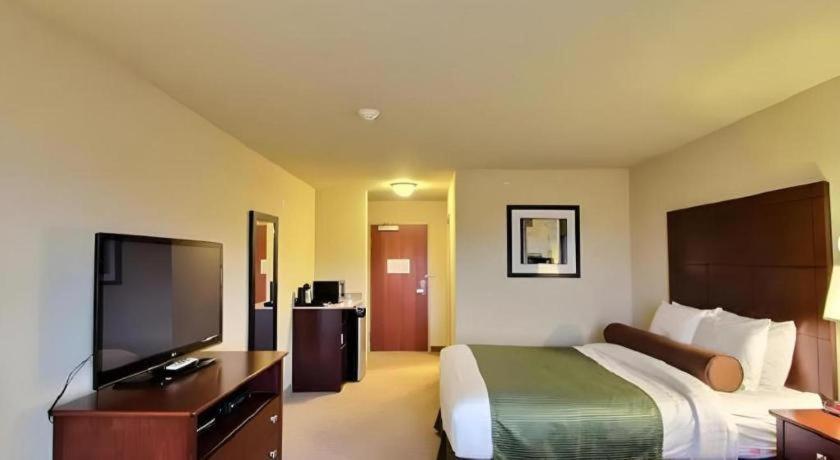 Americinn By Wyndham Oshkosh Buitenkant foto