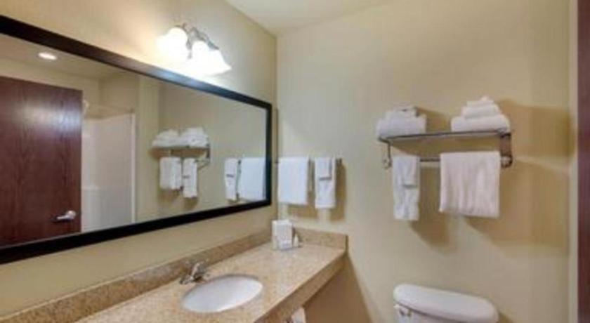 Americinn By Wyndham Oshkosh Buitenkant foto